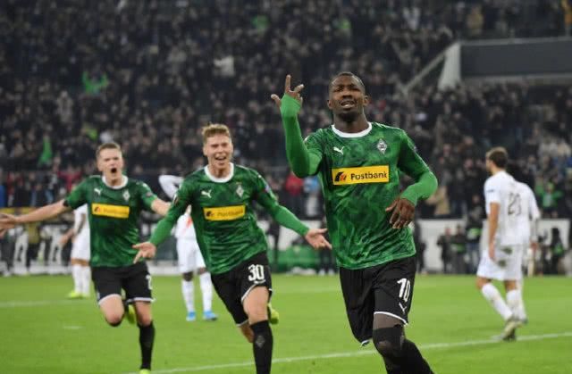 他的职业生 他的职业生