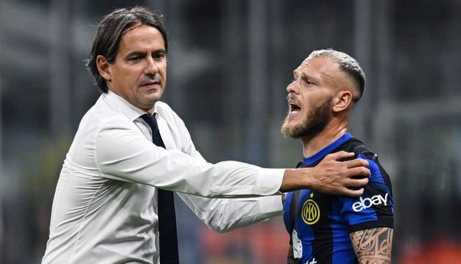 也在其徽章 也在其徽章