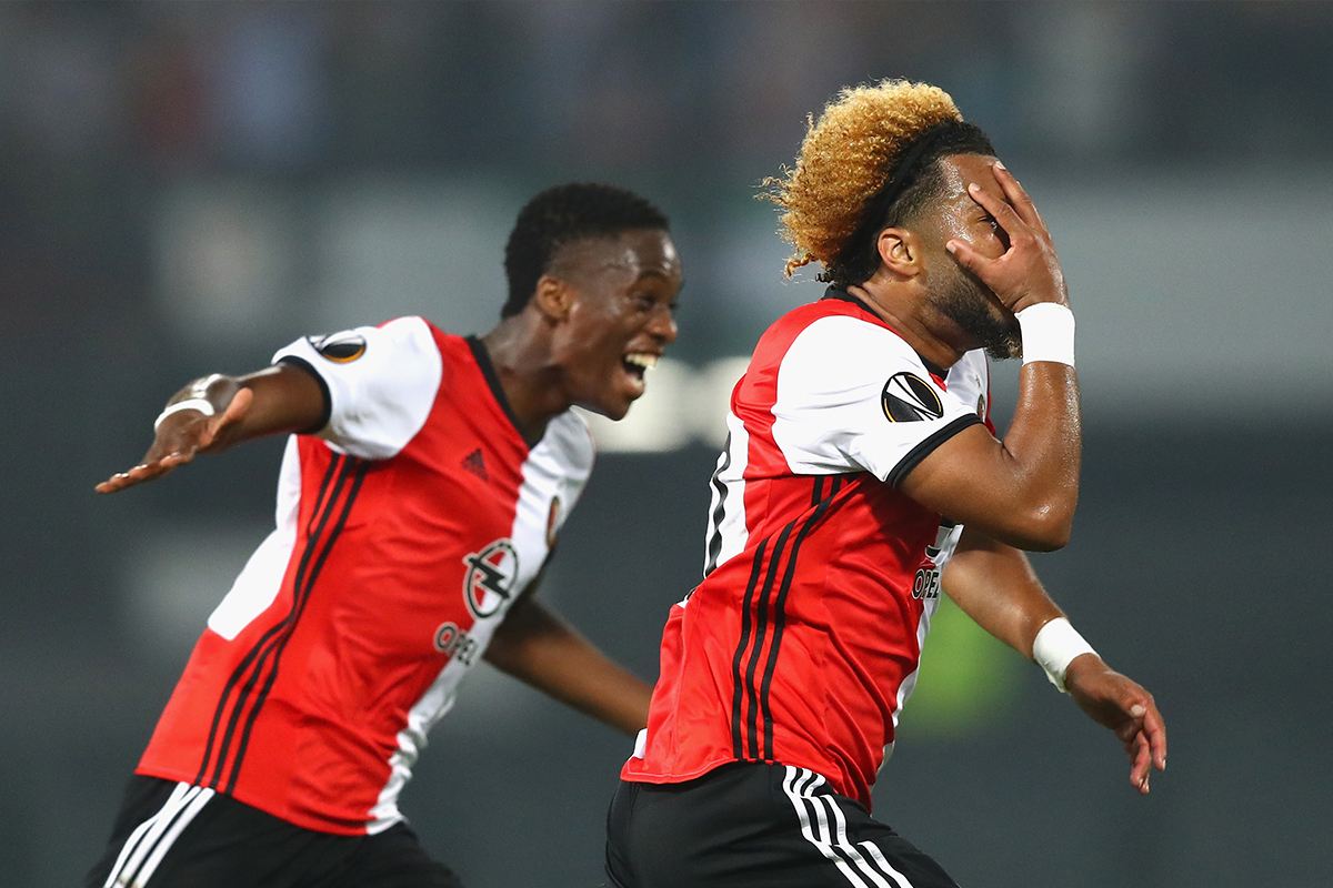 他甚至暗示 他甚至暗示